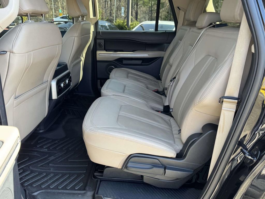 Used 2022 Ford Expedition Max Limited image 17