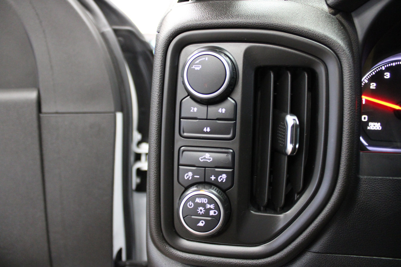 Used 2022 Chevrolet Silverado 2500 W/T w/ WT Safety Package image 17