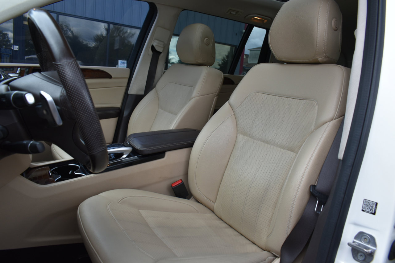 Used 2018 Mercedes-Benz GLS 450 4MATIC w/ Premium Package image 27