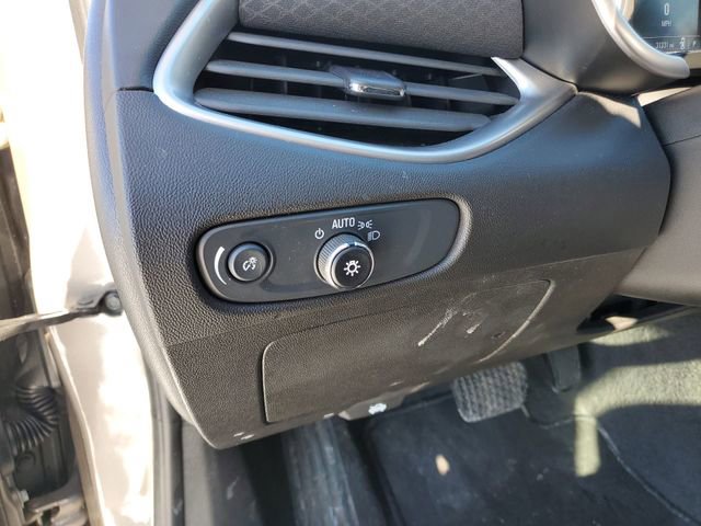 Used 2025 Chevrolet Malibu LT image 18