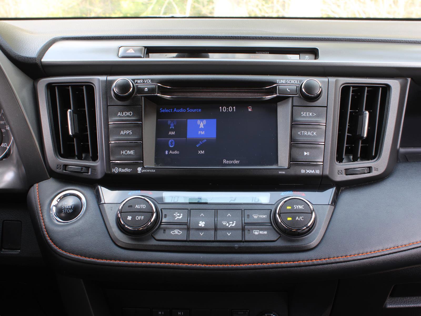 Used 2016 Toyota RAV4 SE AWD/4WD image 15