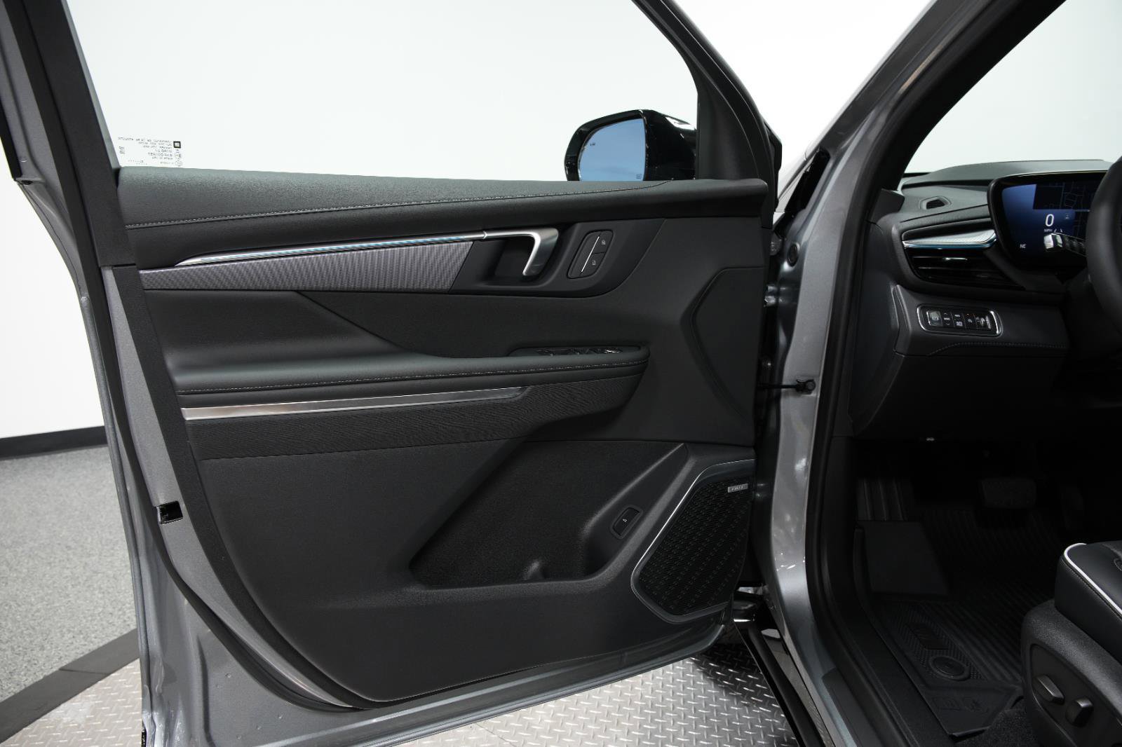 New 2026 Buick Enclave Sport Touring w/ LPO, Floor Liner Package image 24