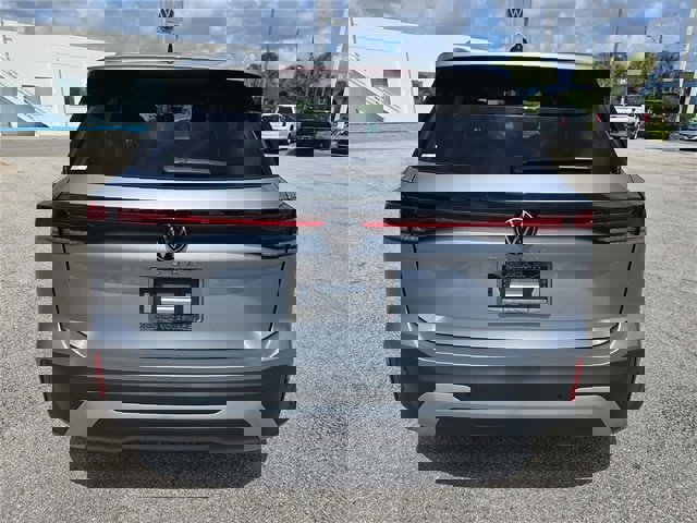 New 2025 Volkswagen Tiguan S image 5