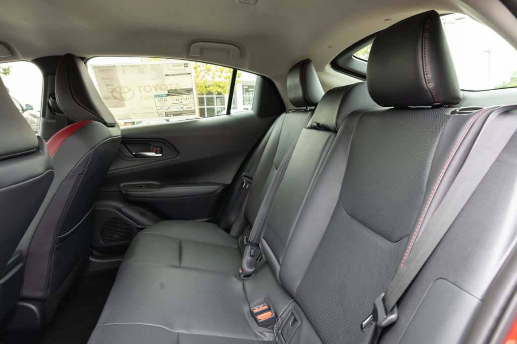 New 2026 Toyota Prius Plug-In Hybrid FWD image 9