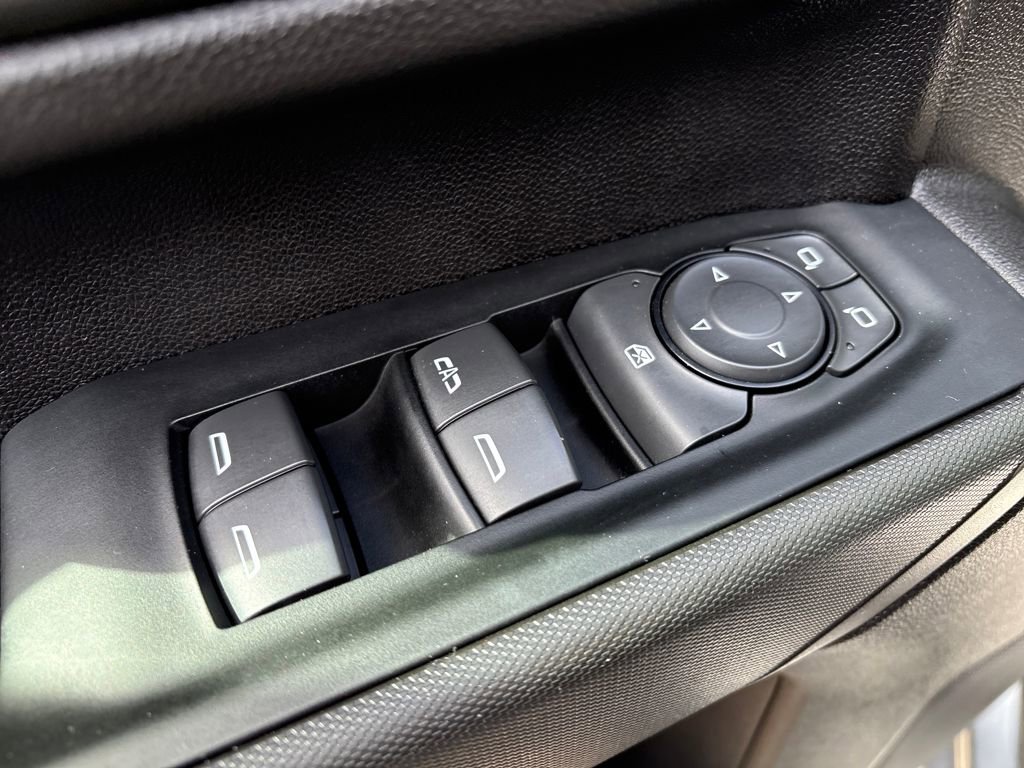 Certified 2024 Chevrolet Silverado 2500 Custom w/ Custom Convenience Package image 15