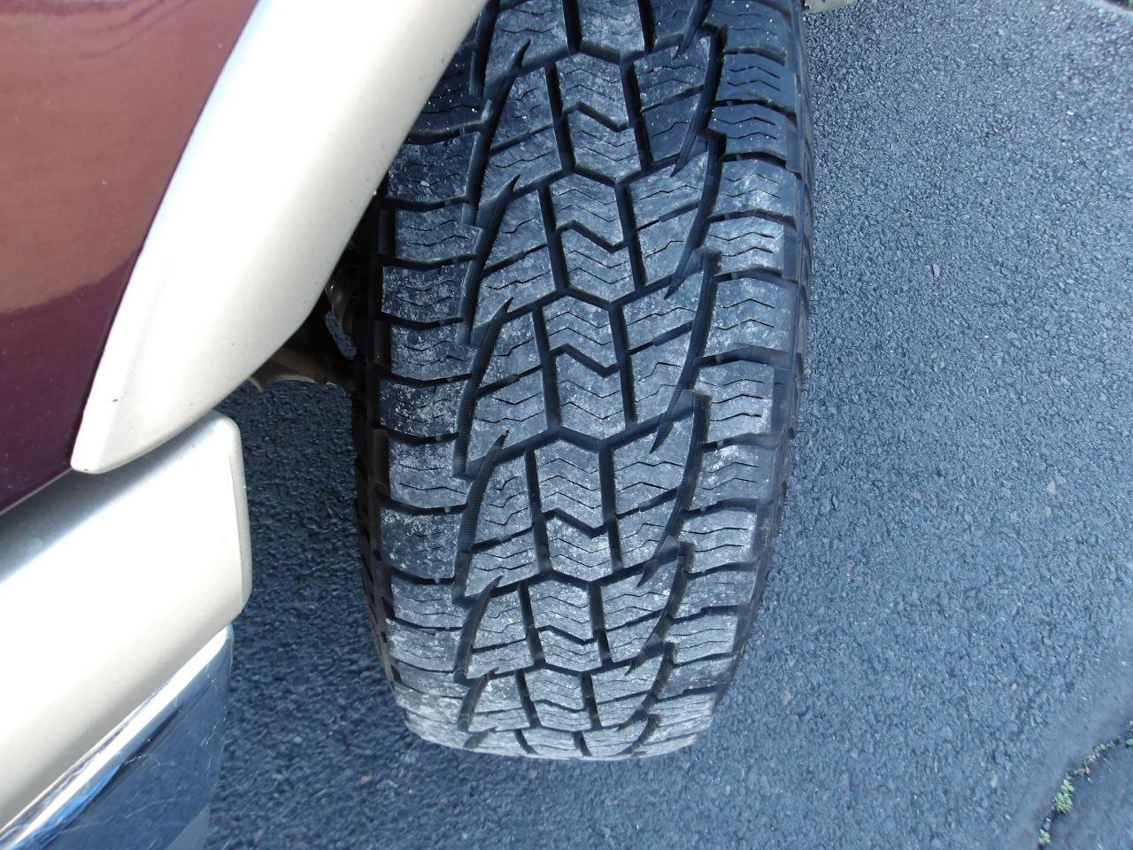 Used 2001 Ford F150 Lariat AWD/4WD image 23