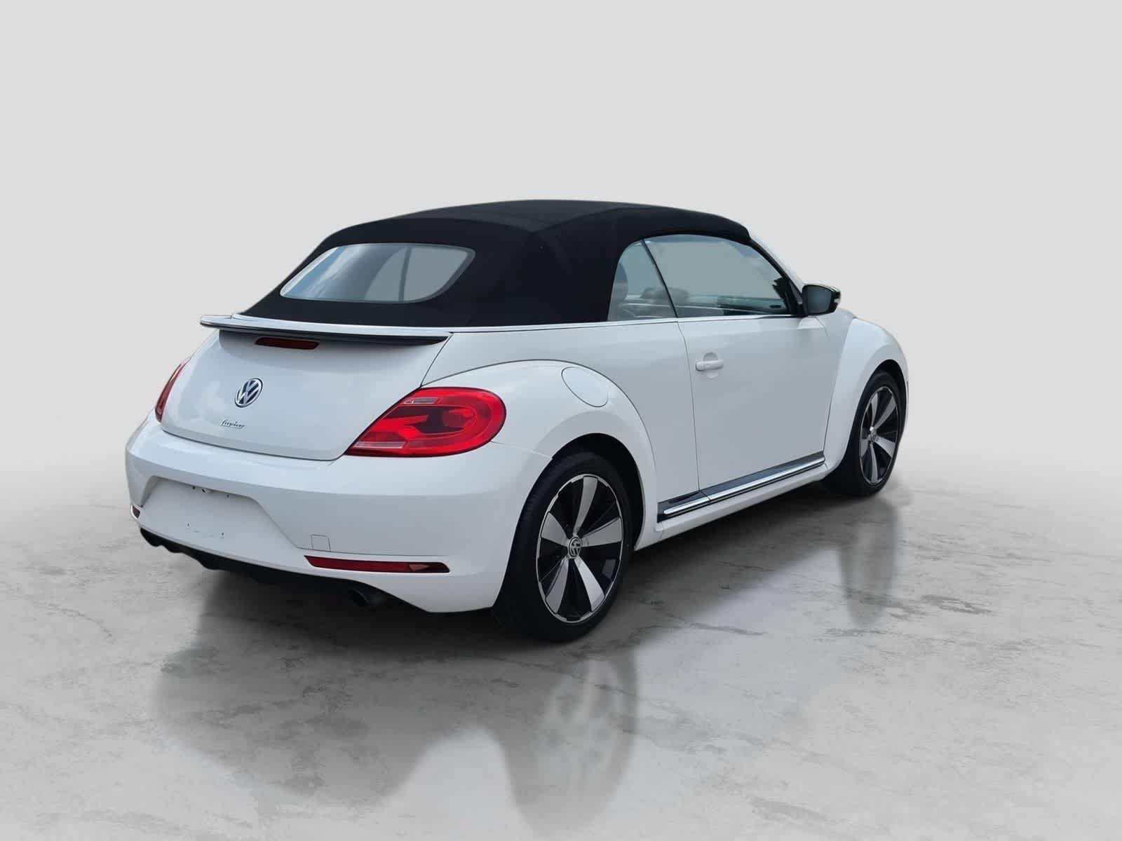 Used 2013 Volkswagen Beetle 2.0T FWD image 8