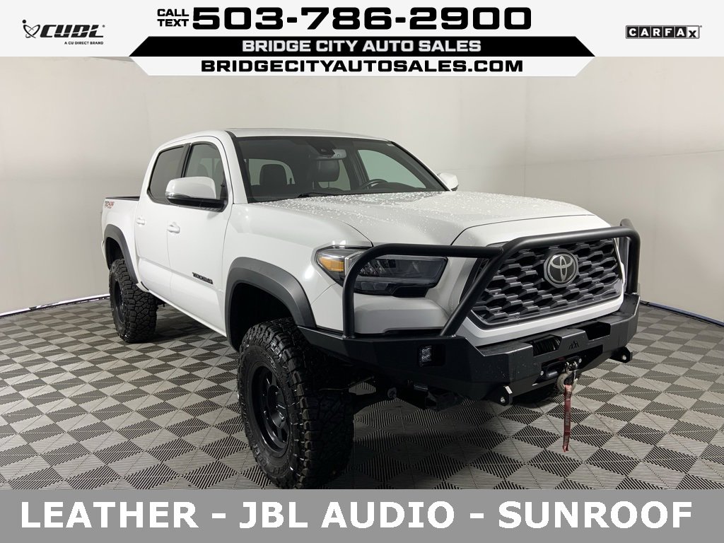 Used 2020 Toyota Tacoma TRD Off-Road image 1