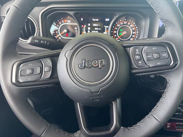 Used 2026 Jeep Gladiator Mojave AWD/4WD image 19