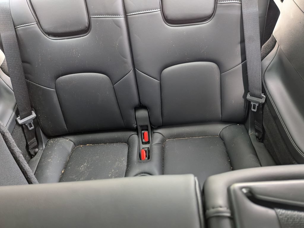 Used 2022 Tesla Model Y Long Range AWD/4WD image 34