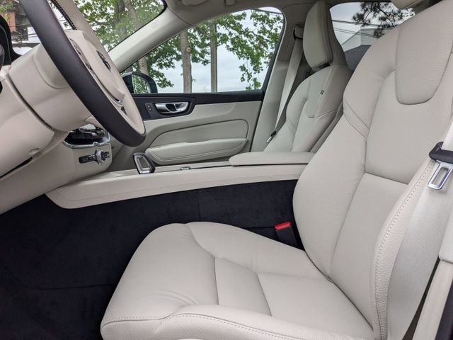 New 2025 Volvo XC60 T8 Core w/ Climate Package AWD/4WD image 24