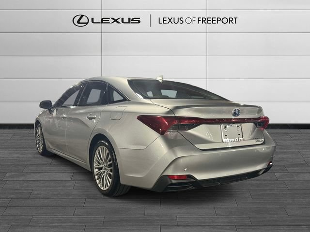 Used 2020 Toyota Avalon Limited w/ Advanced Safety Package FWD image 6