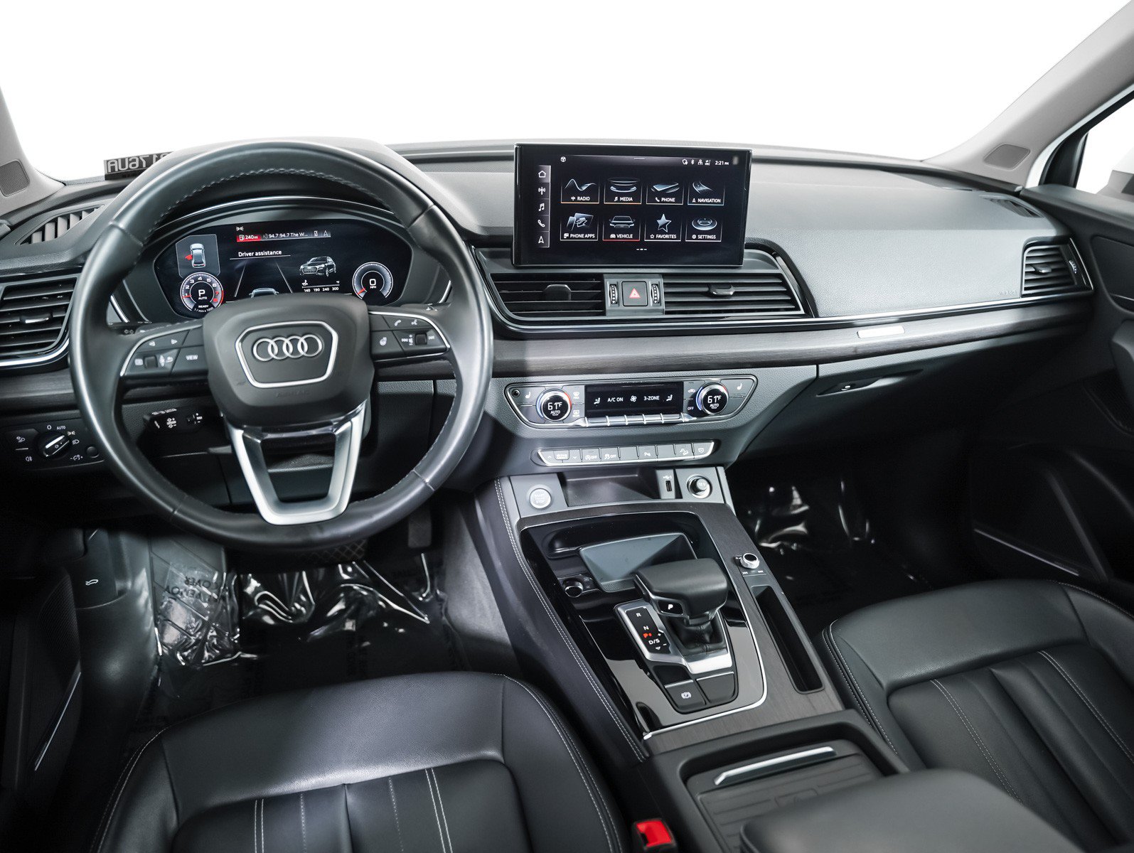 Used 2021 Audi Q5 2.0T Premium Plus w/ Premium Plus Package AWD/4WD image 17