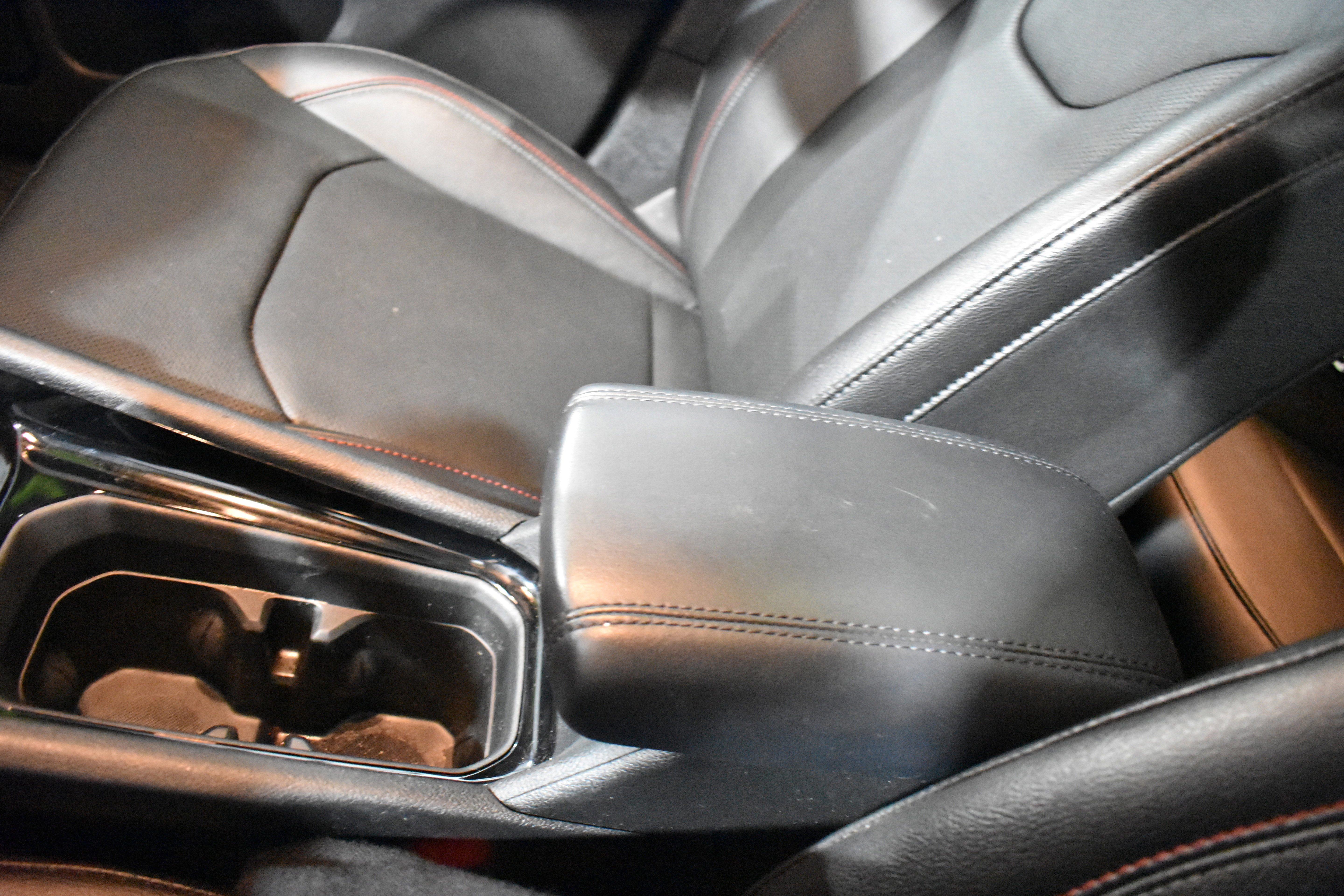 Used 2025 Jeep Compass Trailhawk w/ Trailhawk Elite Group image 22