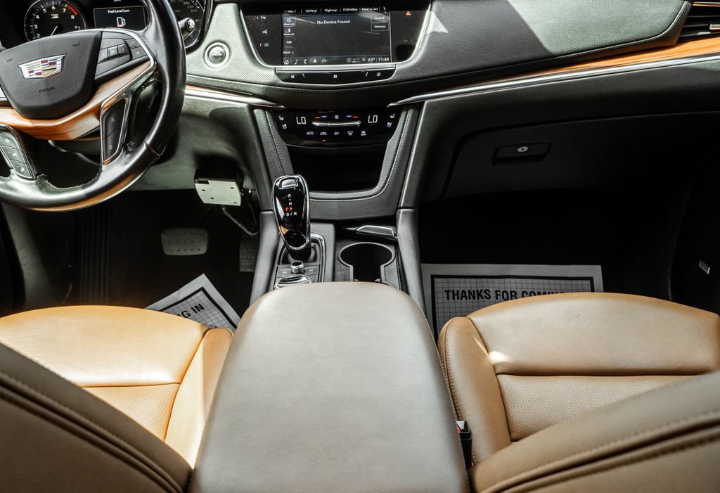 Used 2021 Cadillac XT5 Premium Luxury AWD/4WD image 13