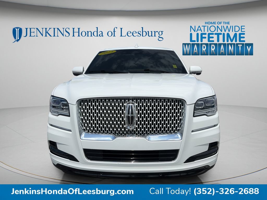 Used 2023 Lincoln Navigator L Reserve AWD/4WD image 8