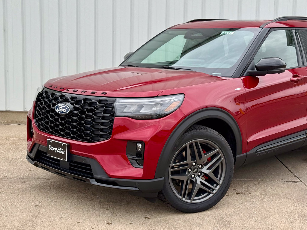 New 2027 Ford Explorer ST-Line w/ Premium Package AWD/4WD image 2
