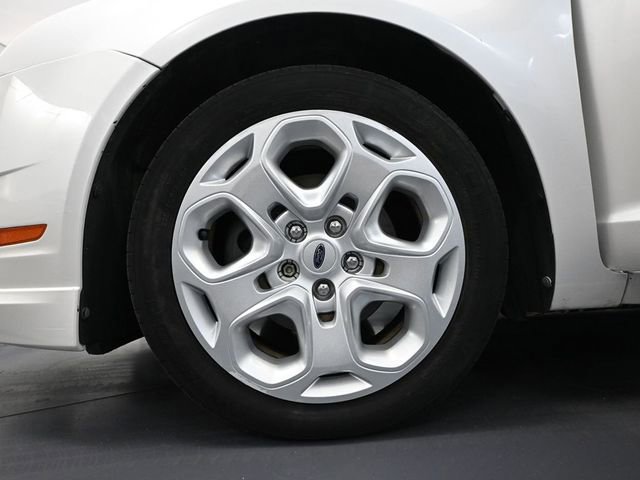 Used 2010 Ford Fusion SE FWD image 15