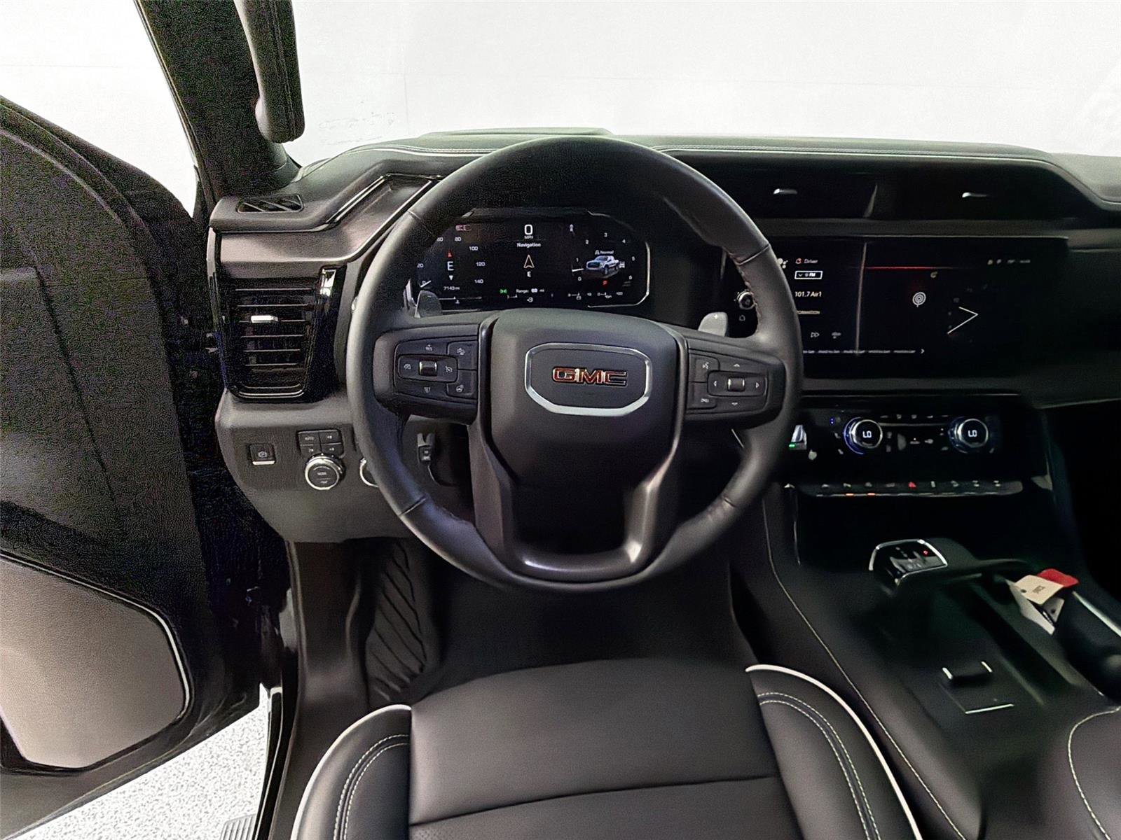 Used 2026 GMC Sierra 1500 AT4X w/ AT4X AEV Edition AWD/4WD image 18