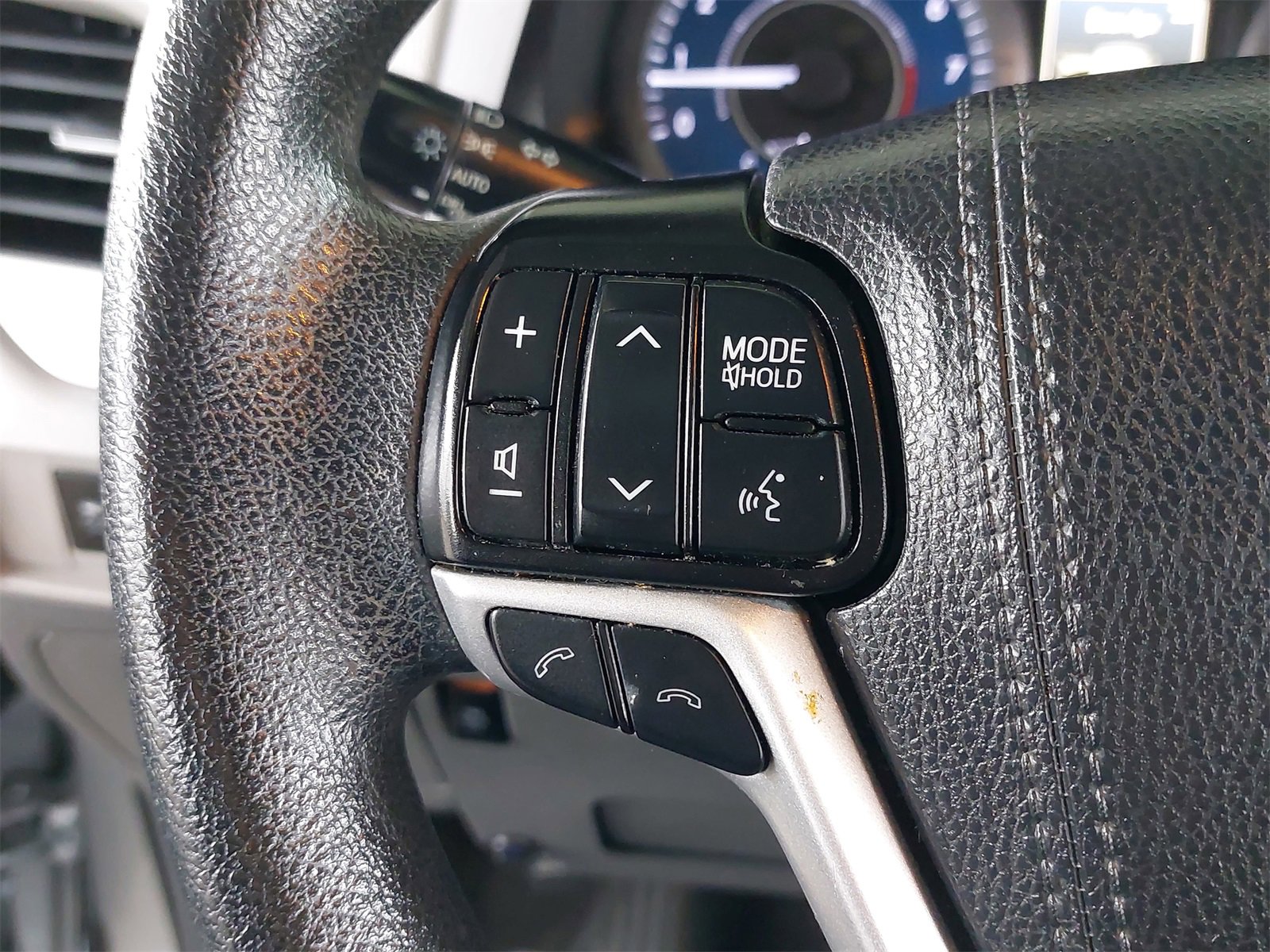 Used 2020 Toyota Sienna LE image 17