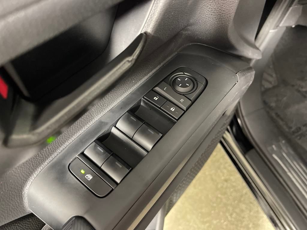 New 2025 Toyota Tacoma SR5 AWD/4WD image 16