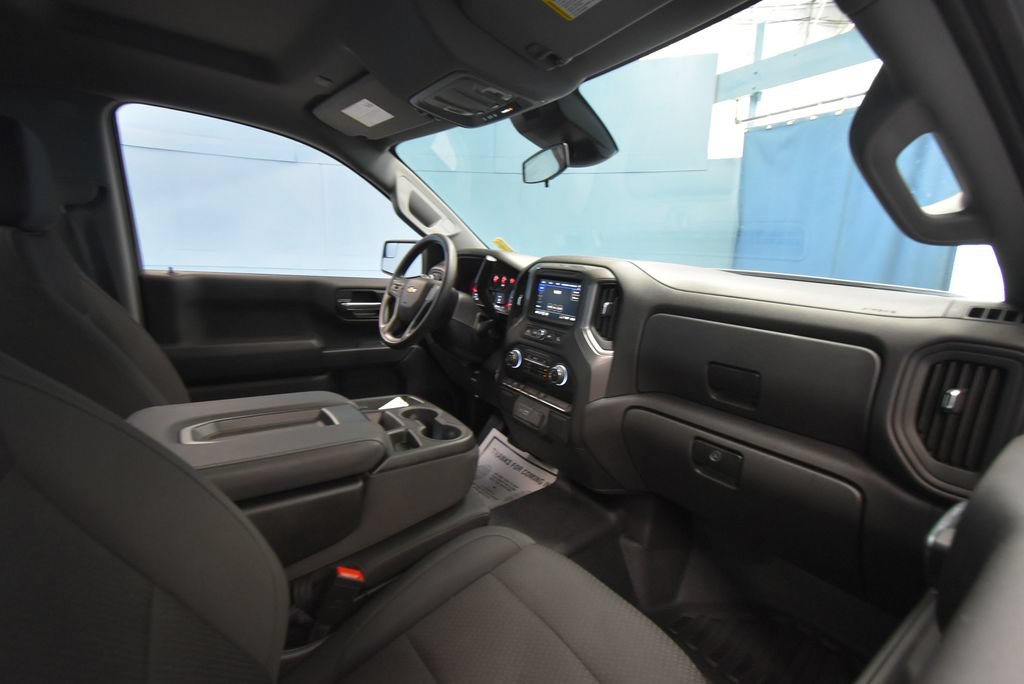 Used 2025 Chevrolet Silverado 1500 W/T w/ Trailering Package AWD/4WD image 21