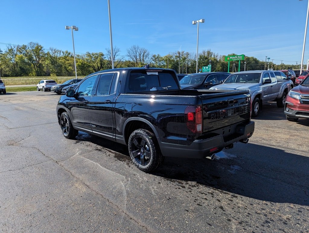 New 2026 Honda Ridgeline Black Edition image 5
