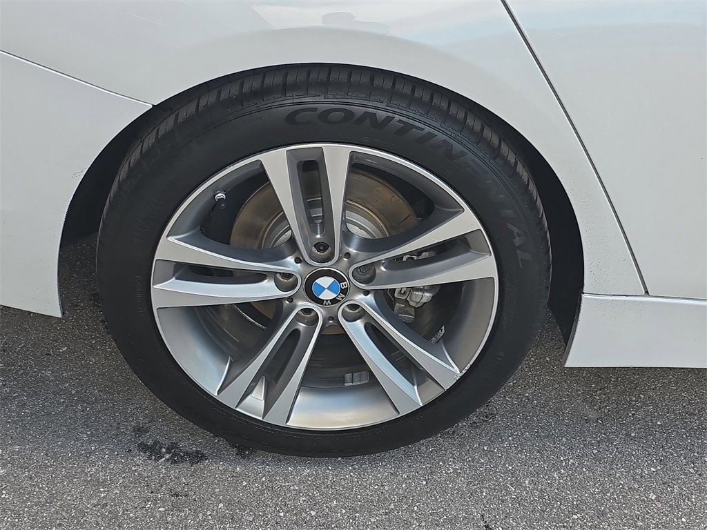 Used 2017 BMW 330i Sedan image 13