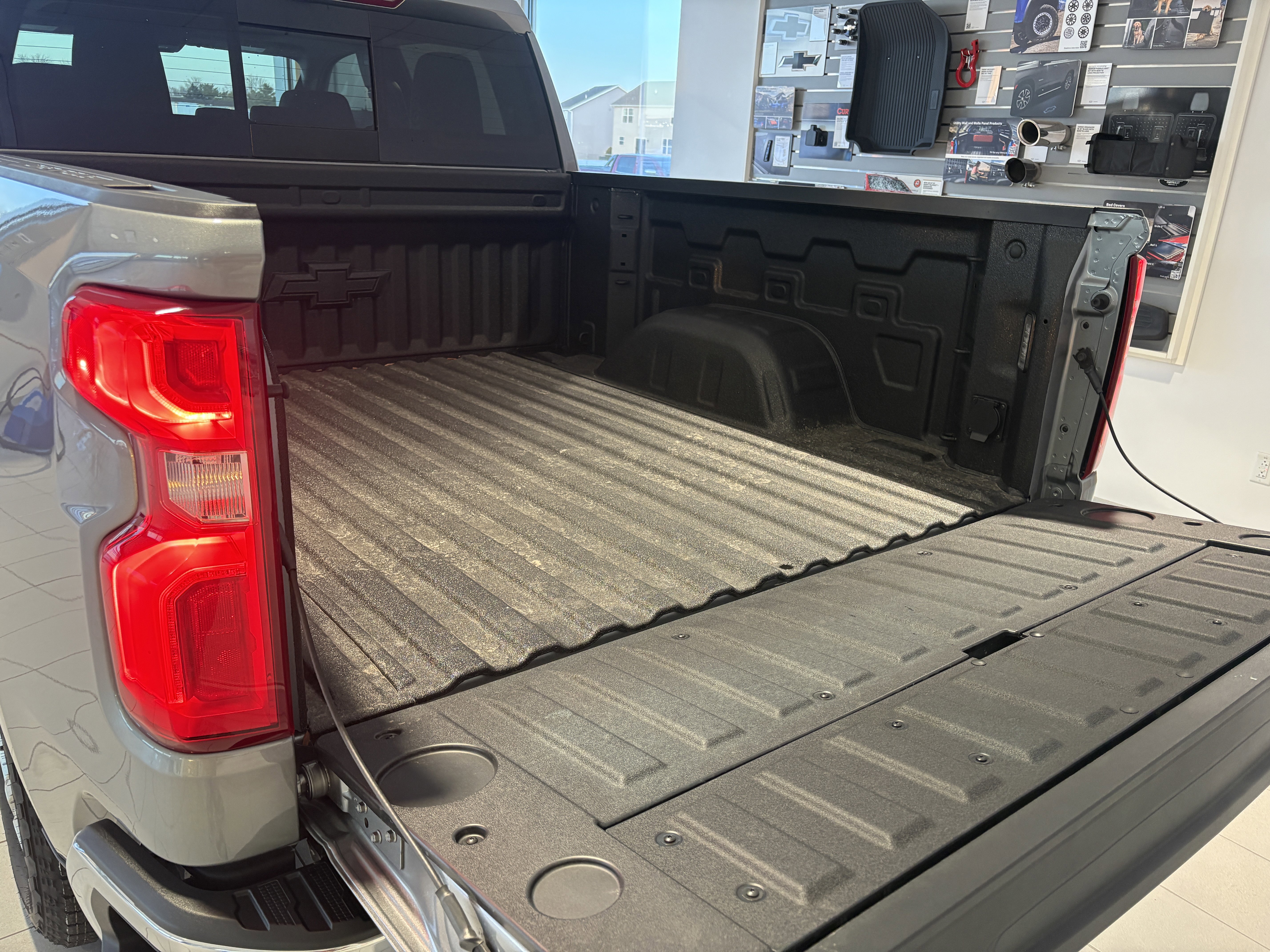 New 2026 Chevrolet Silverado 1500 LTZ w/ LTZ Premium Package image 4