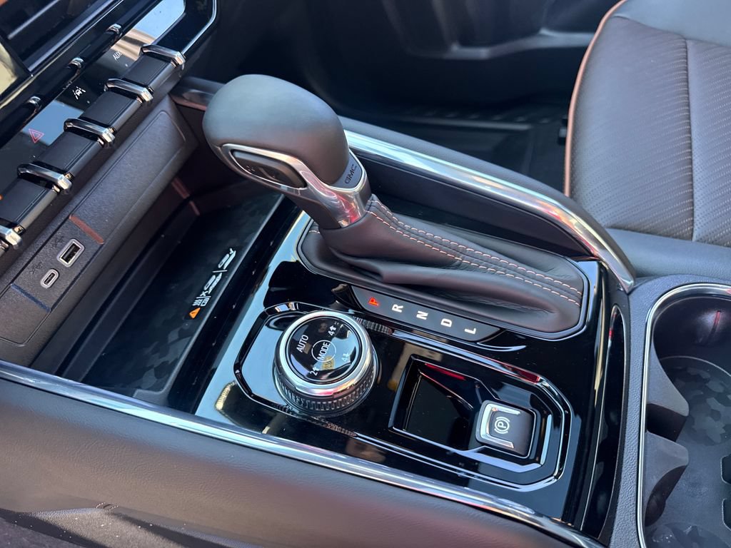 New 2026 GMC Canyon AT4 w/ Technology Plus Package AWD/4WD image 16