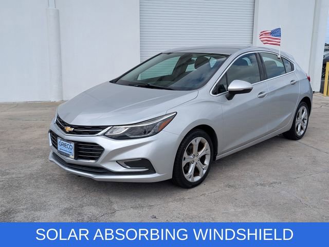 Used 2018 Chevrolet Cruze Premier image 3