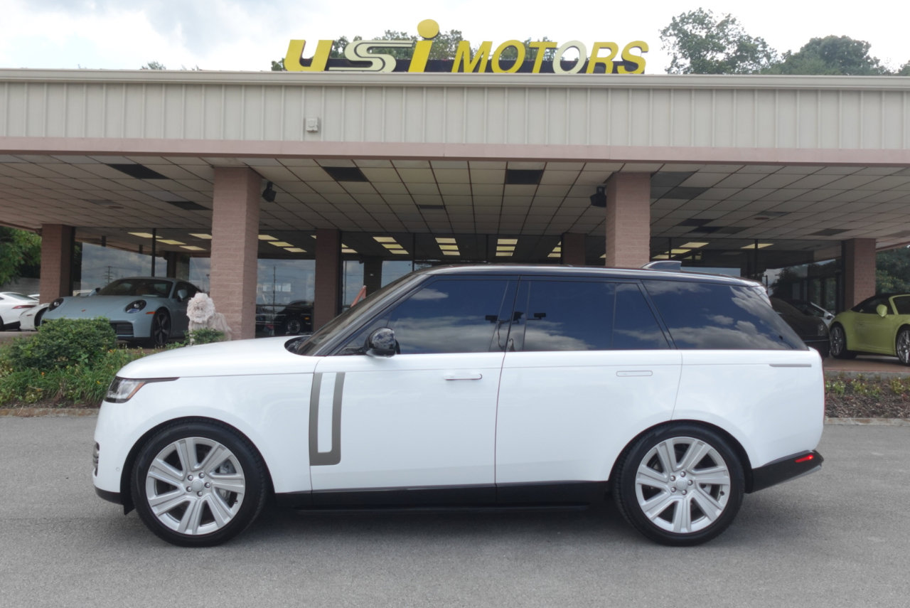 Used 2023 Land Rover Range Rover SE image 25