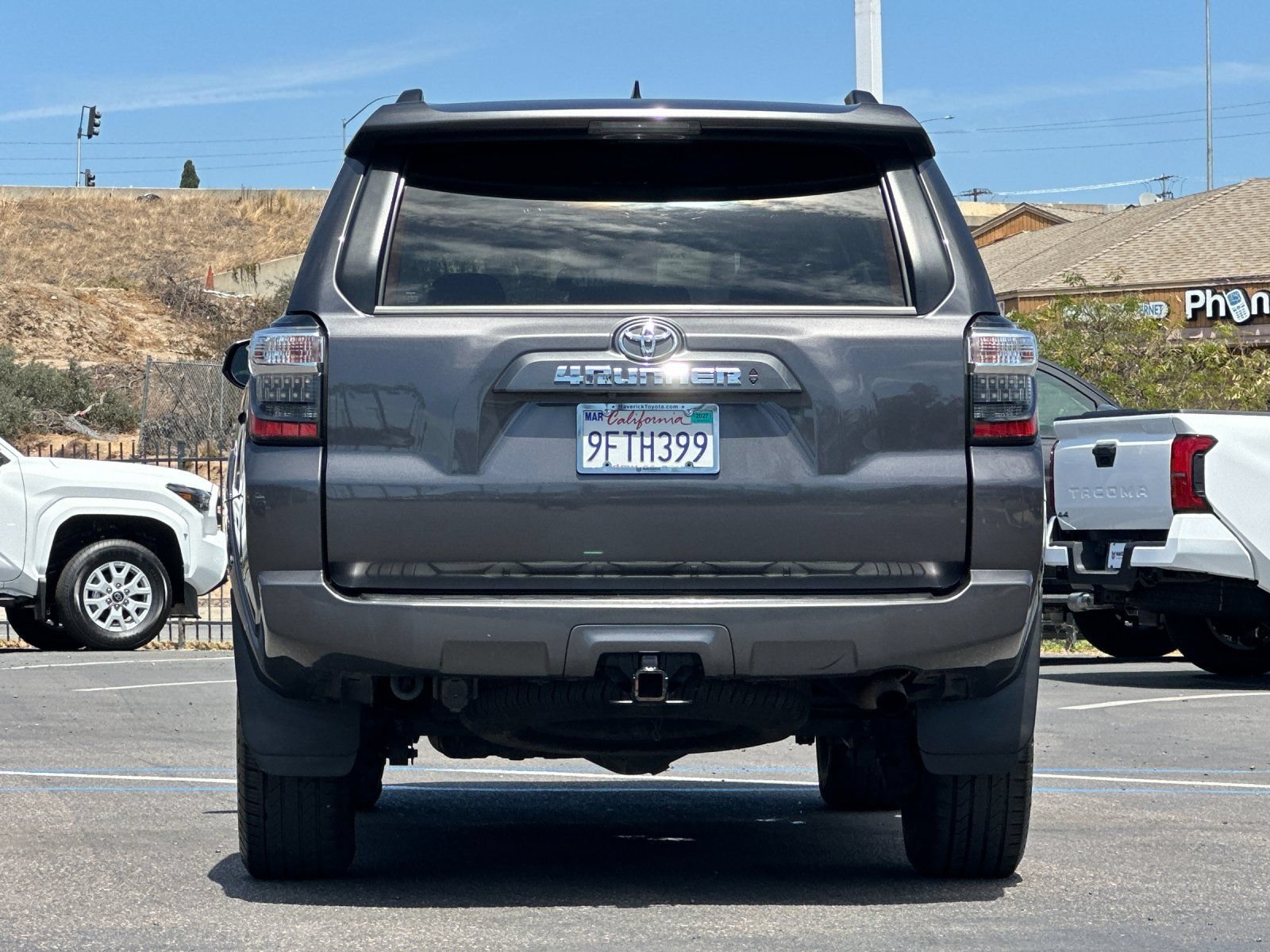 Used 2021 Toyota 4Runner SR5 AWD/4WD image 4