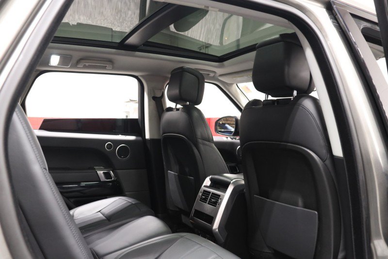Used 2019 Land Rover Range Rover Sport HSE AWD/4WD image 54
