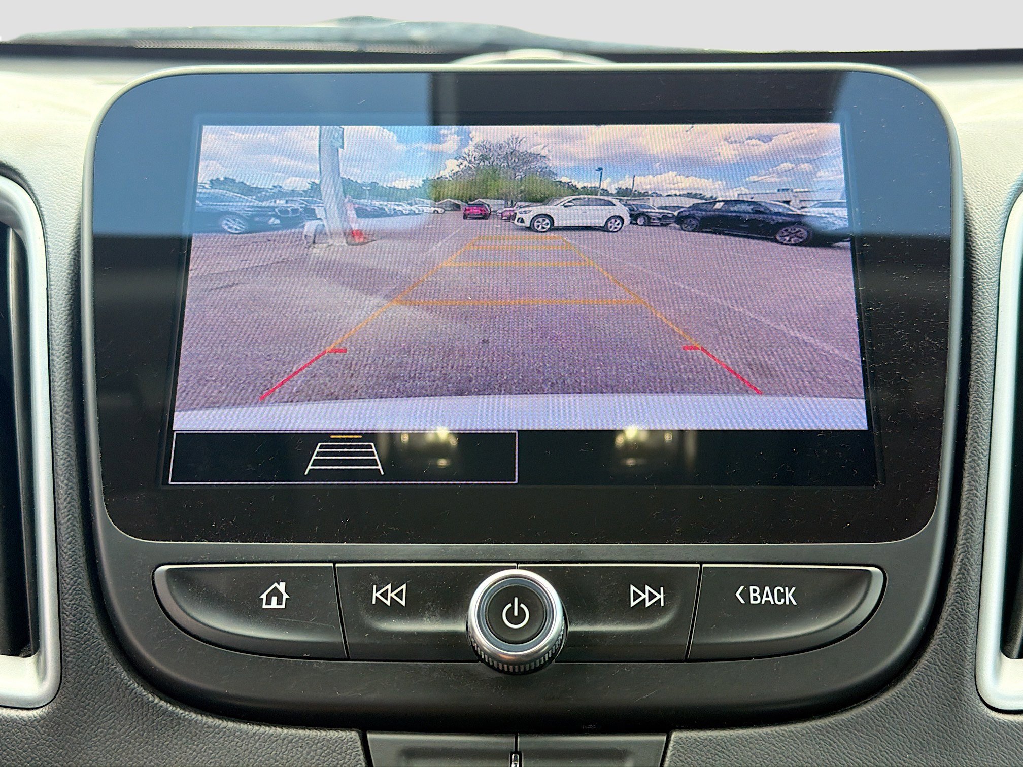 Used 2025 Chevrolet Malibu LT image 31