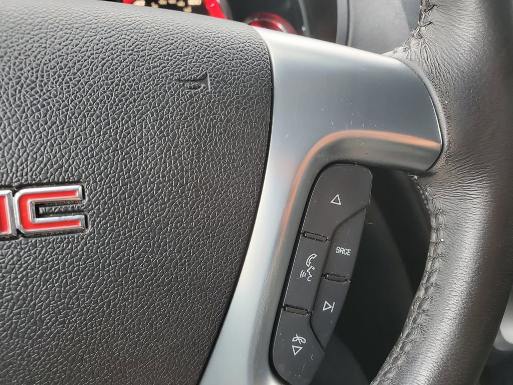 Used 2016 GMC Acadia SL image 19