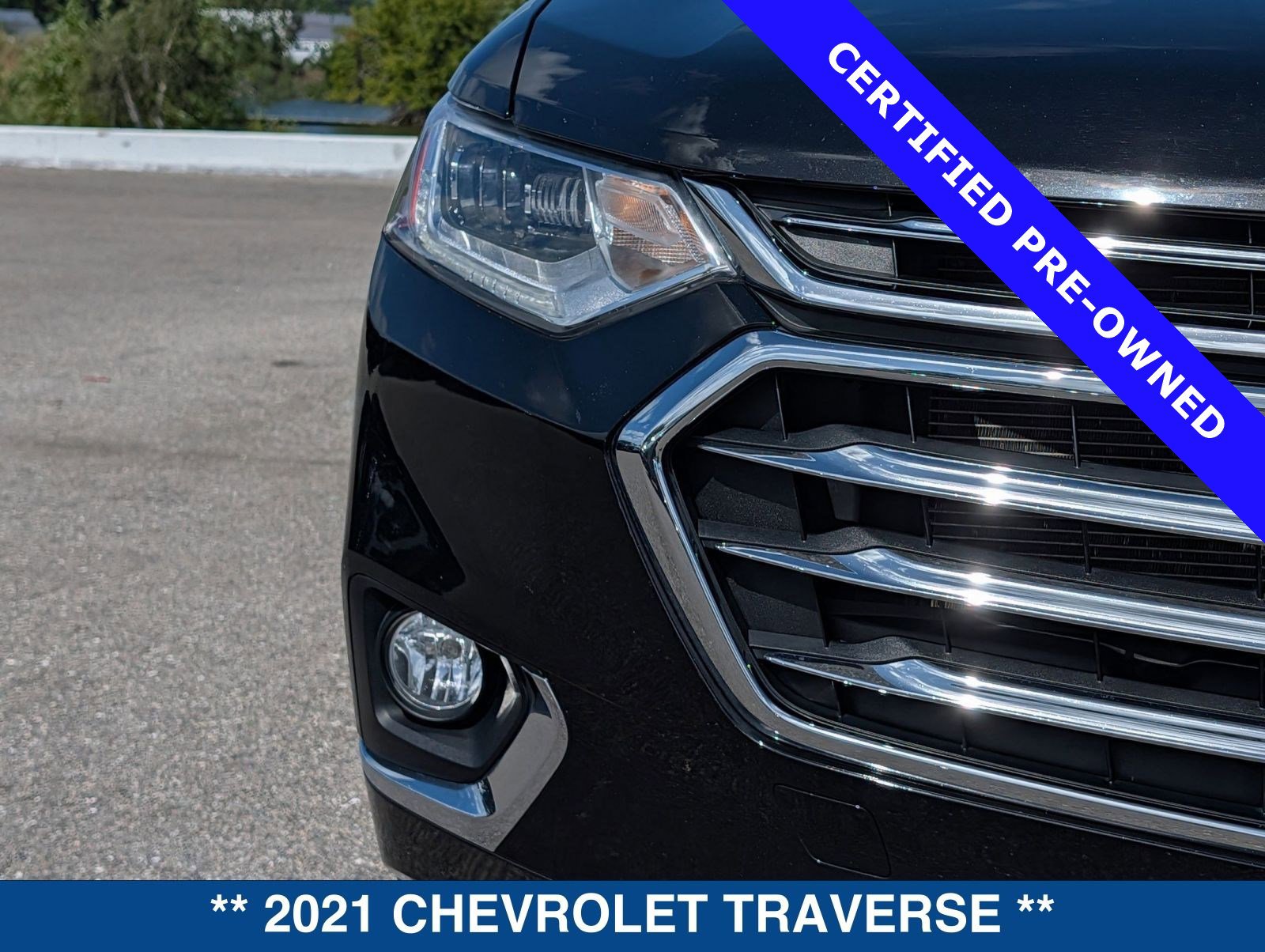 Used 2021 Chevrolet Traverse High Country image 9