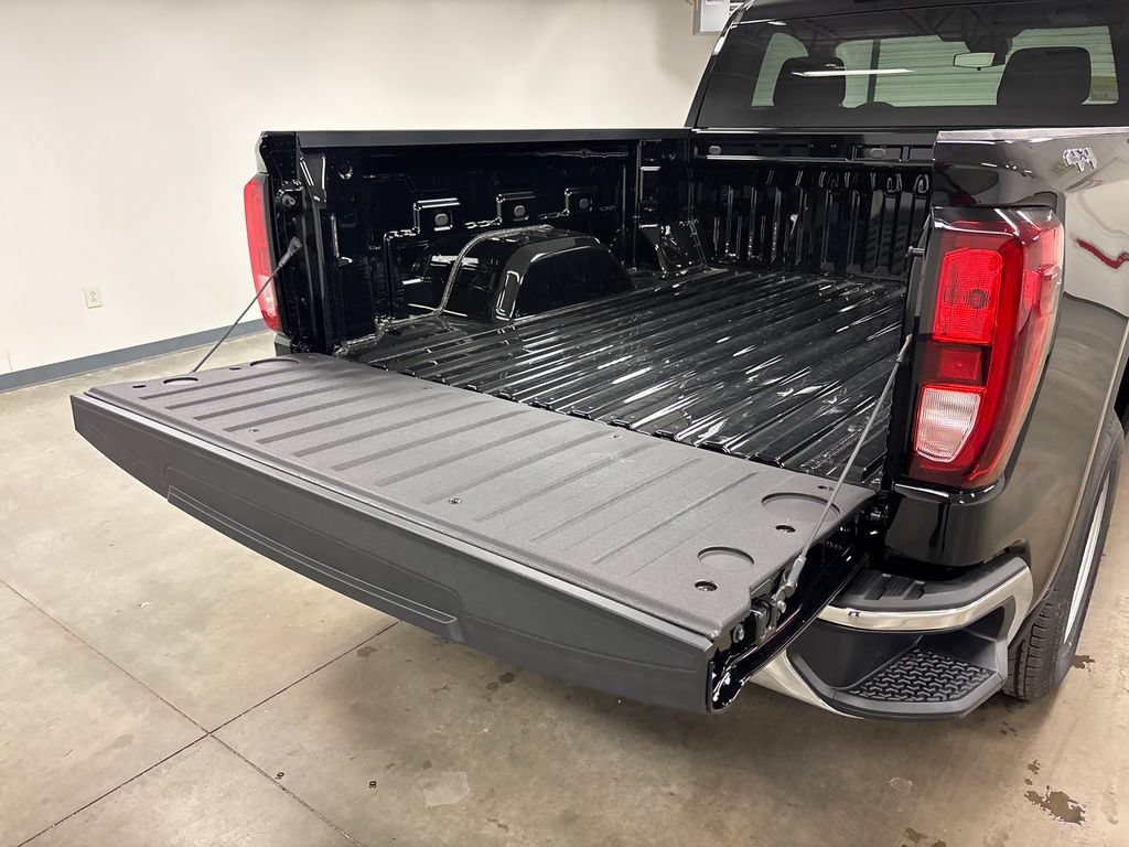 New 2026 GMC Sierra 1500 Pro w/ Pro Value Package AWD/4WD image 18