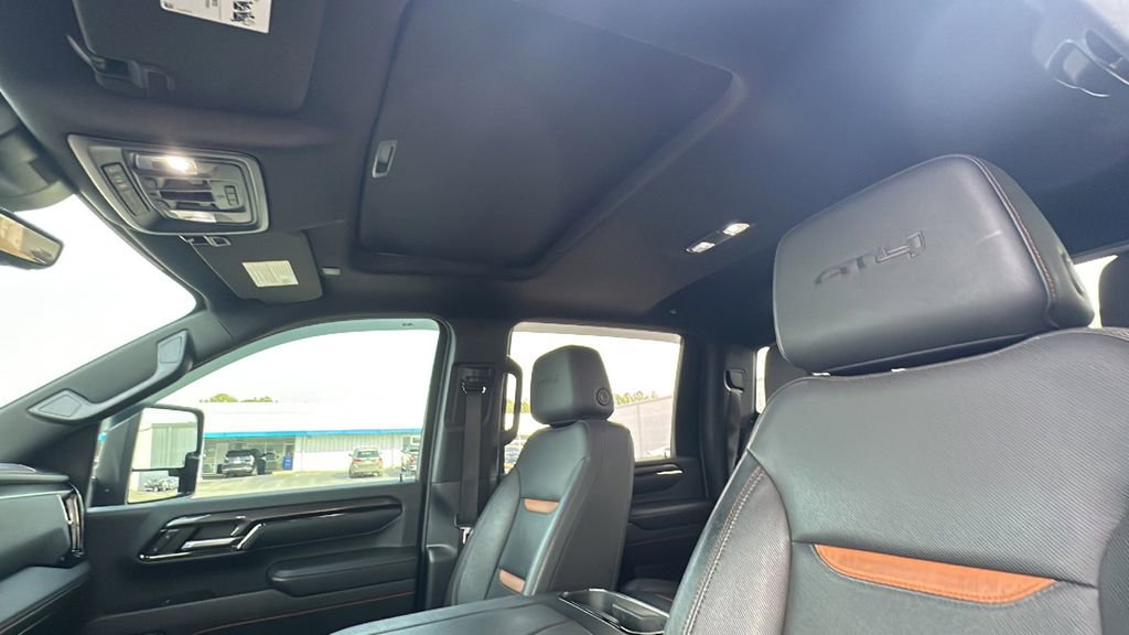 Used 2024 GMC Sierra 2500 AT4 w/ AT4 Premium Plus Package image 13