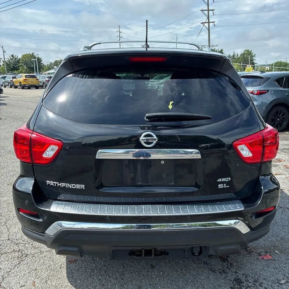 Used 2017 Nissan Pathfinder SL w/ SL Premium Package AWD/4WD image 7
