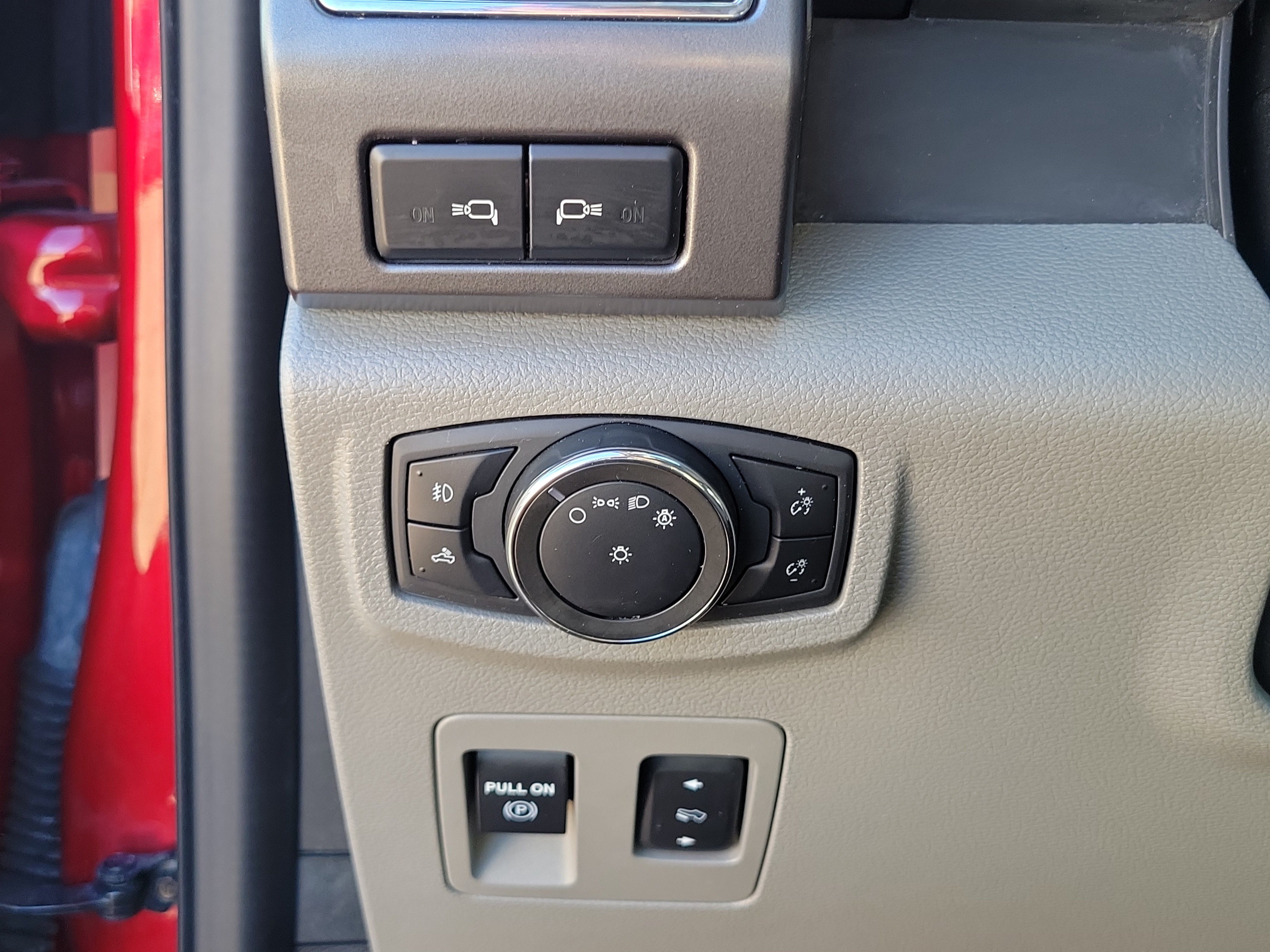 Used 2020 Ford F150 XLT w/ Equipment Group 302A Luxury AWD/4WD image 20