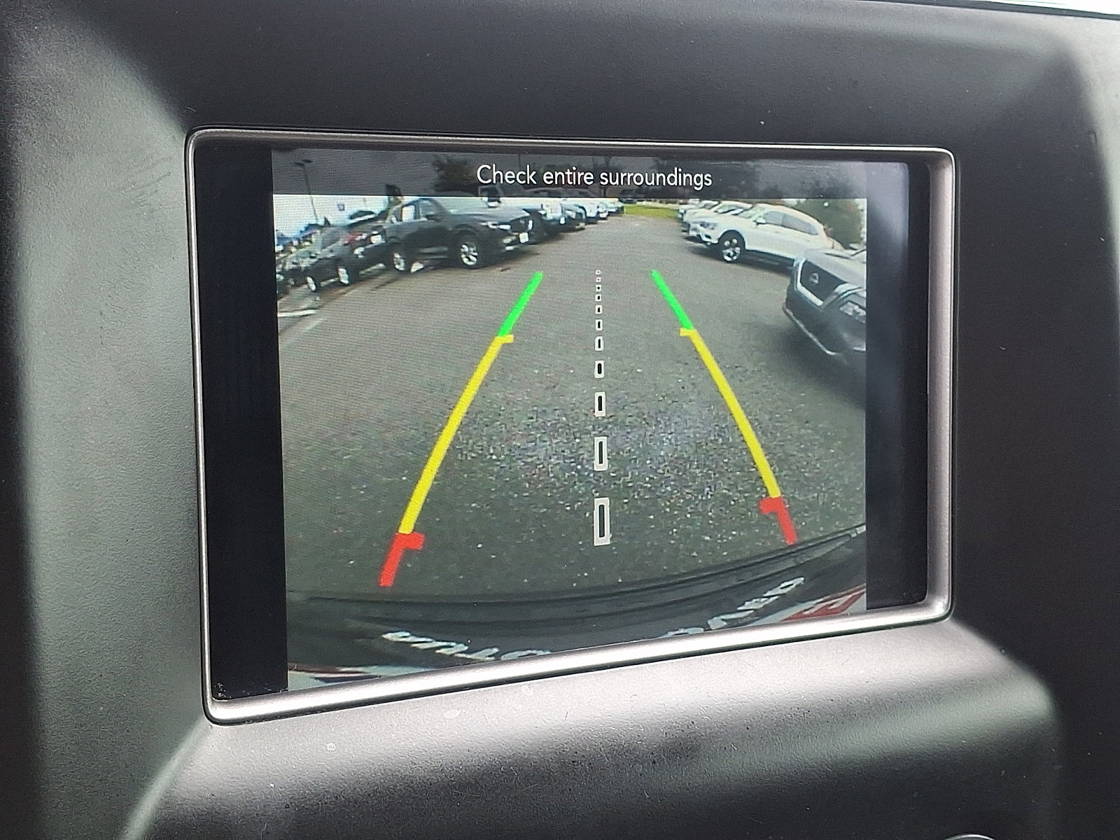 Used 2020 Jeep Grand Cherokee Laredo AWD/4WD image 17