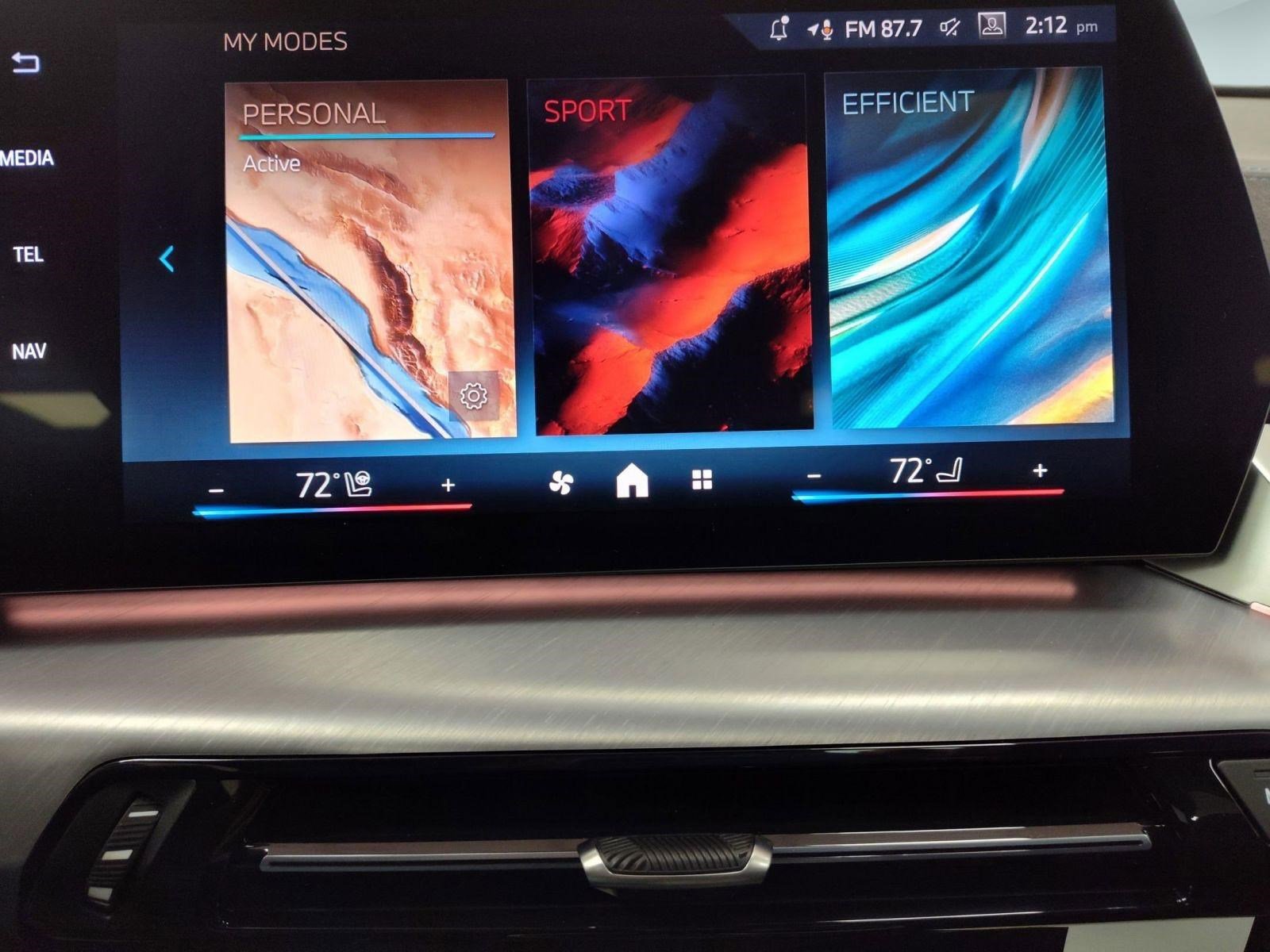 Used 2026 BMW X1 xDrive28i w/ Technology Package image 23