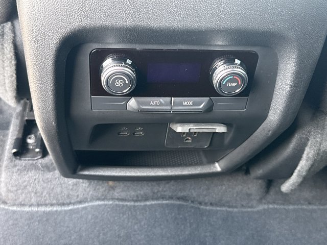 Certified 2025 GMC Acadia Elevation AWD/4WD image 22