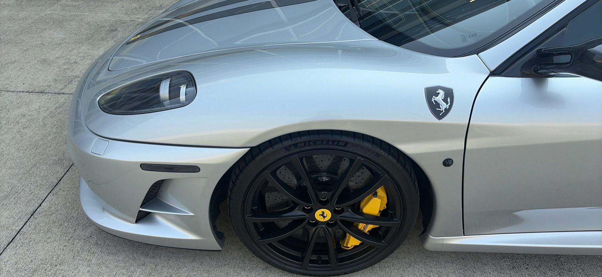 Used 2009 Ferrari F430 Scuderia RWD image 3