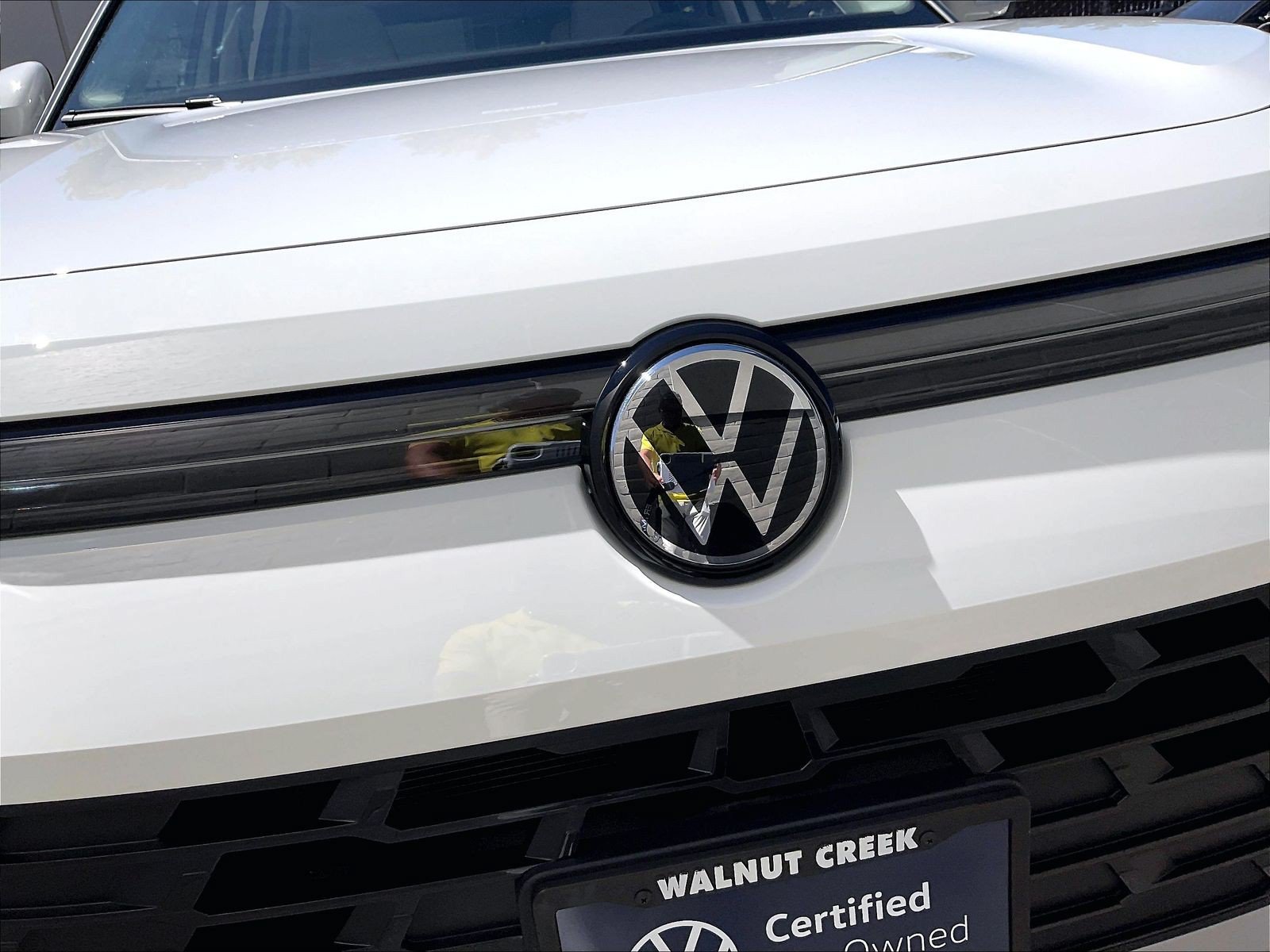 Certified 2025 Volkswagen Tiguan SE AWD/4WD image 28