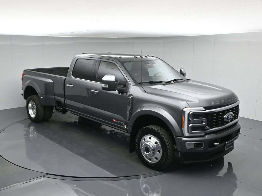 Certified 2023 Ford F450 Platinum w/ FX4 Off-Road Package AWD/4WD image 46