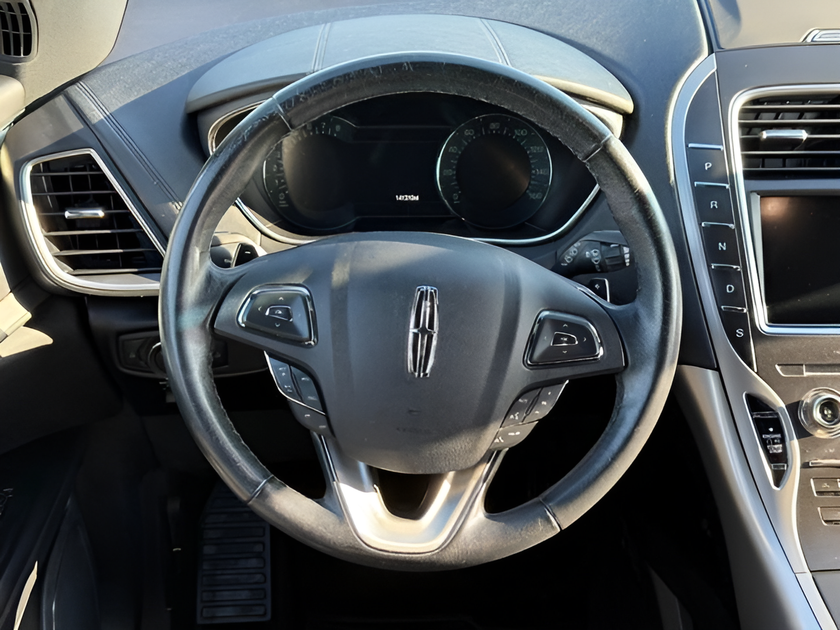 Used 2016 Lincoln MKX Premiere AWD/4WD image 13