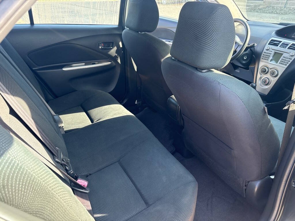 Used 2010 Toyota Yaris Sedan FWD image 12