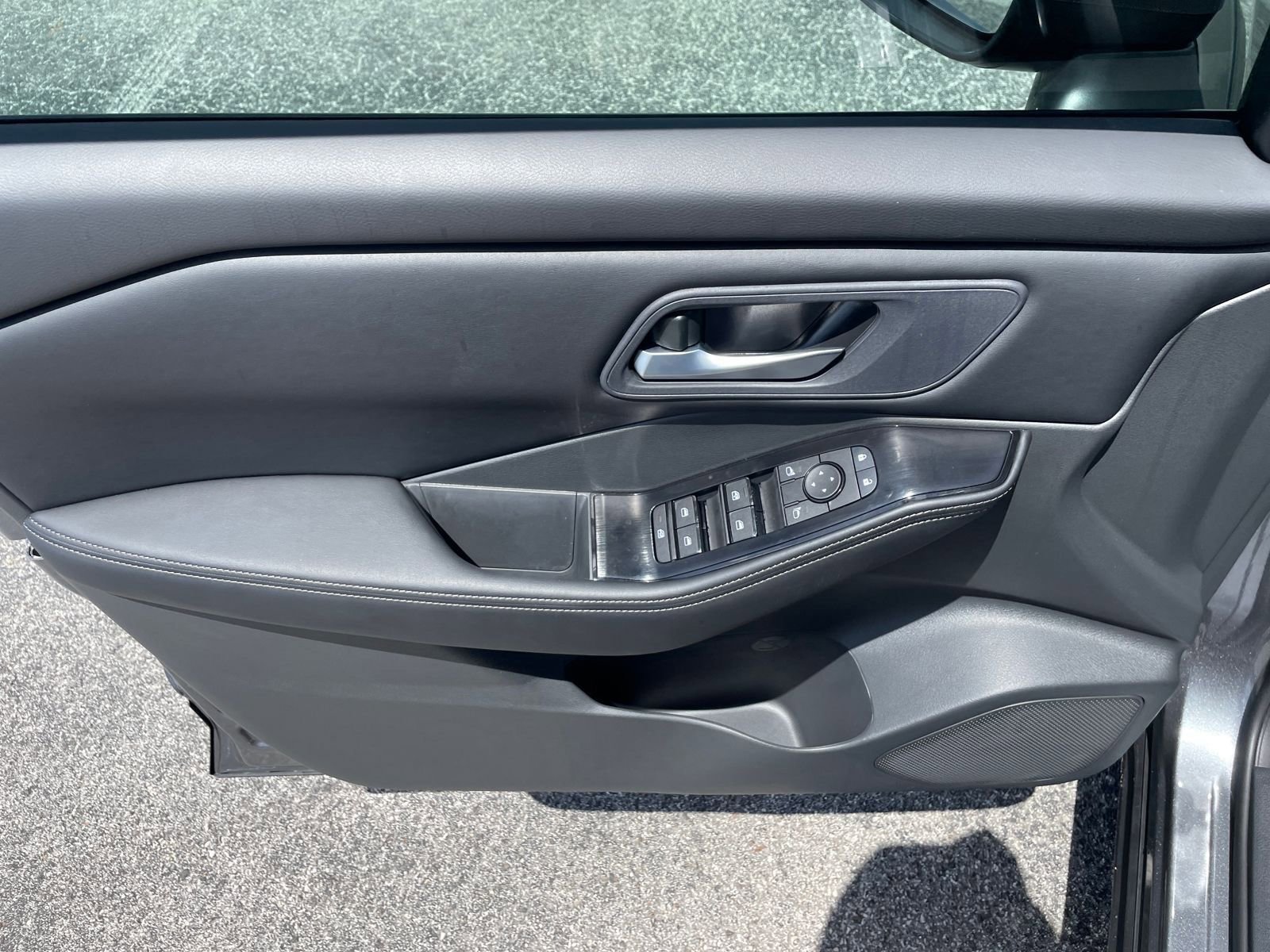 New 2026 Nissan Rogue SV image 16